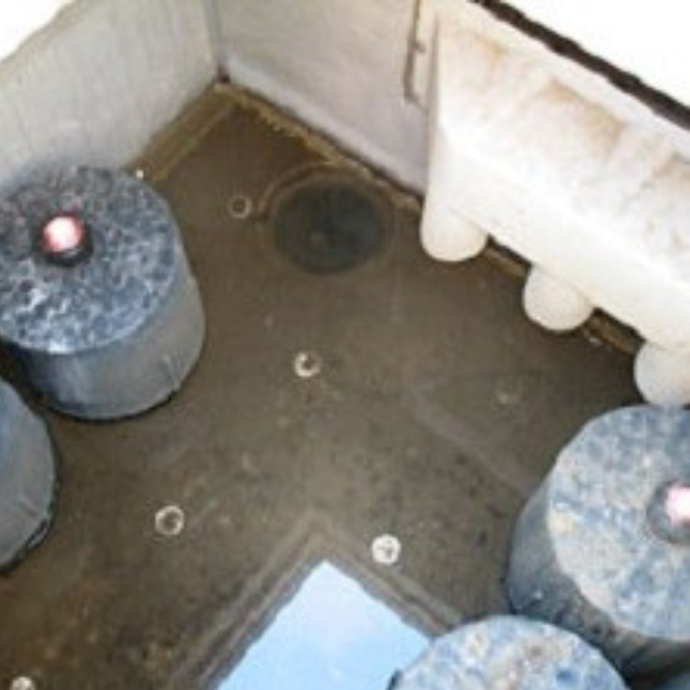 Media filter vault